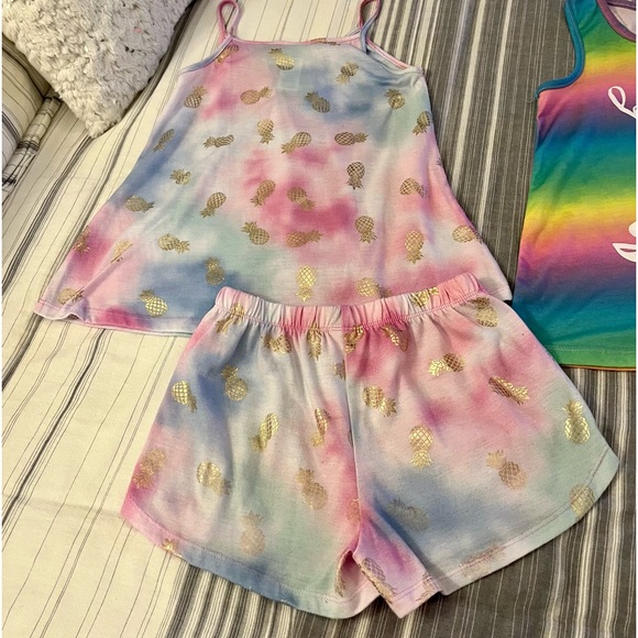 2 LITTLE GIRLS SIZE 7/8 2-PIECE PAJAMAS SET - Picture 8 of 10